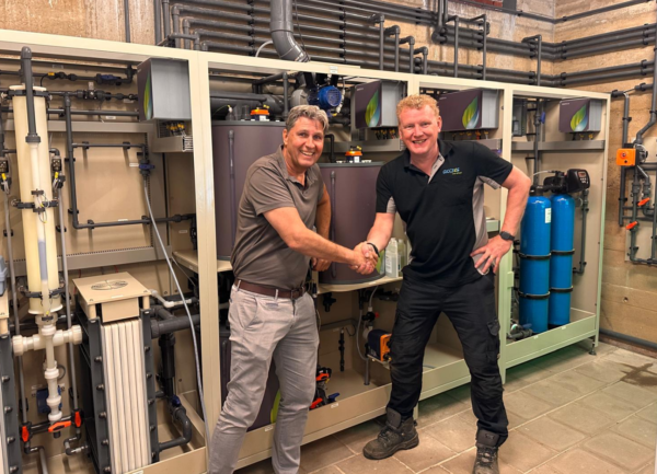 Oplevering Zoutelektrolyse Boschbad Apeldoorn