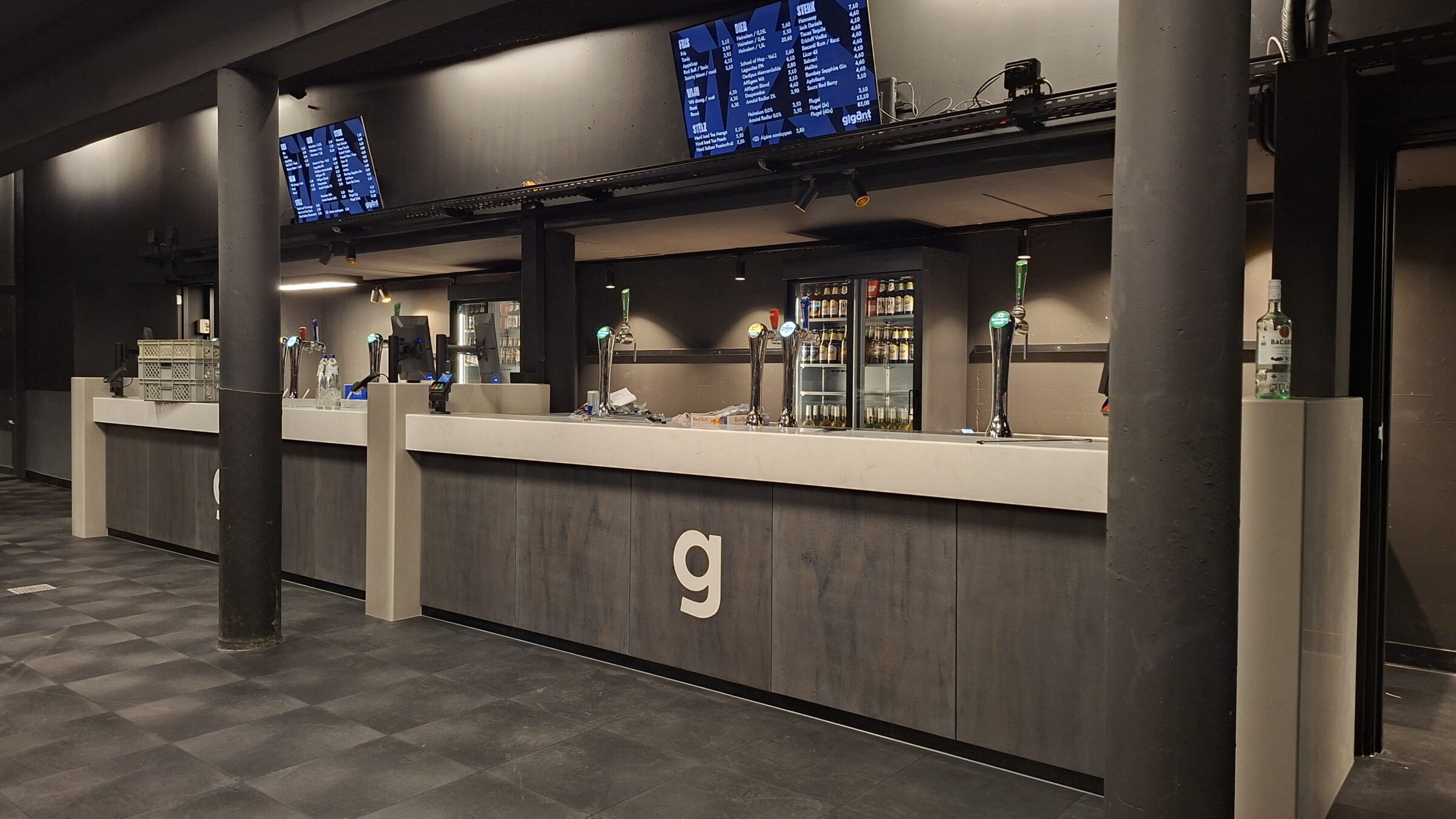 Popzaal Gigant verbouwd